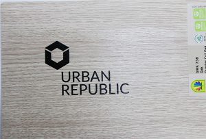 Εκτύπωση λογότυπου σε ξύλινα υλικά από το WER-D4880UV 2